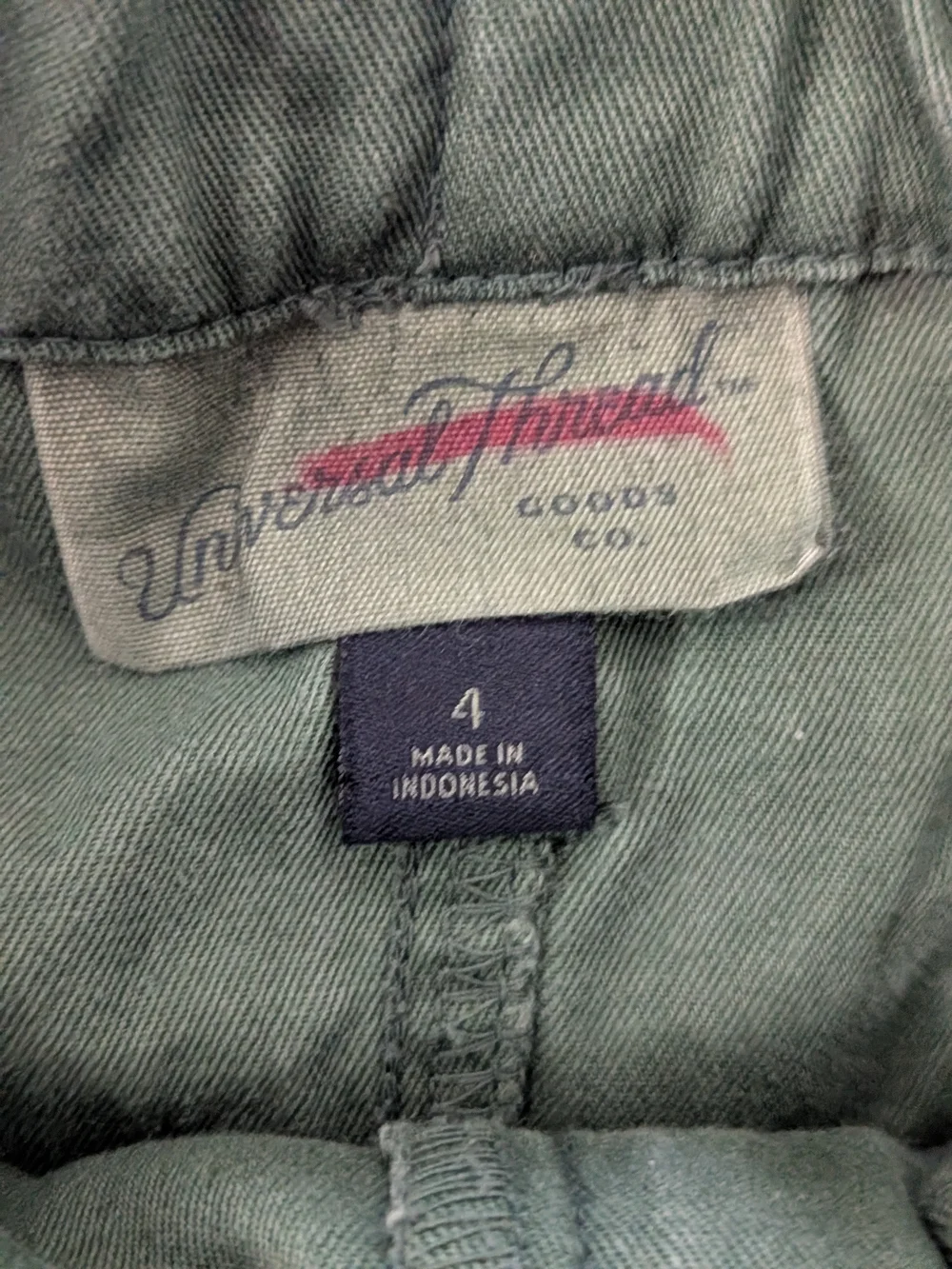Universal Thread Olive Green Cargo Mini Skirt Size 4 Classic Neutral Fall Chunky